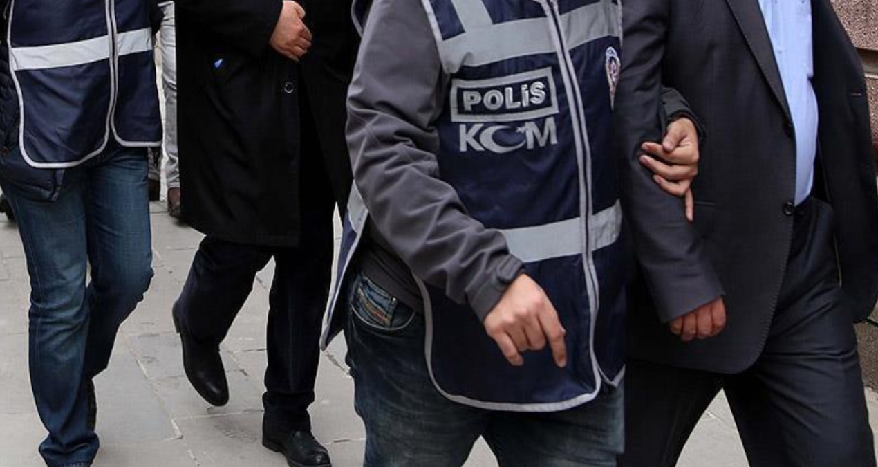 fetoye yonelik operasyonlarda yakalanan 16 supheli tutuklandi EGrErbmW