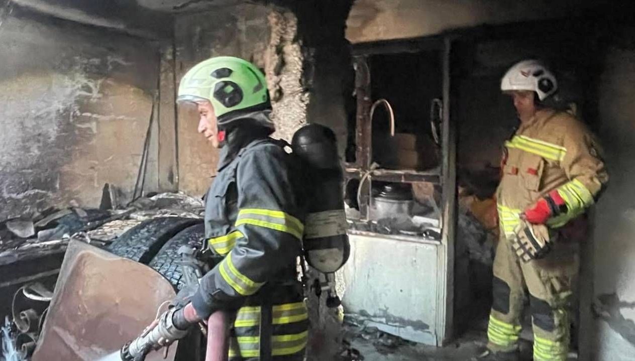 hatayda iki katli evde yangin jK3bUJqZ