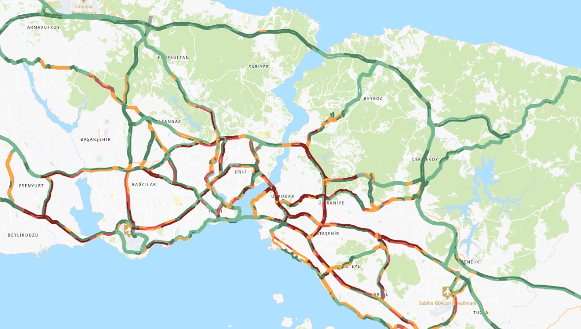istanbulda trafik yogunlugu yuzde 81 QHnxCGEp