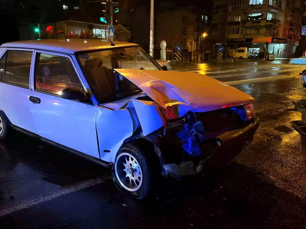 alkollu surucu trafik kazasi yapti LjippBvS.jpg