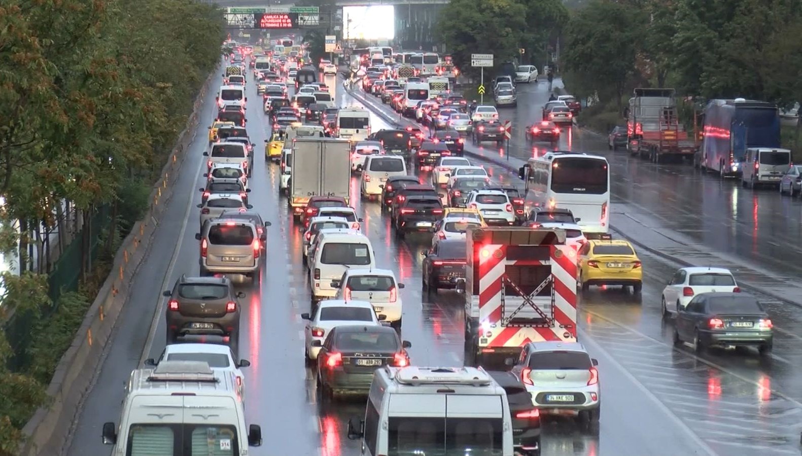 araba sattiracak trafik cezalari meclisin gundemine geliyor iBLNnMzf.jpg