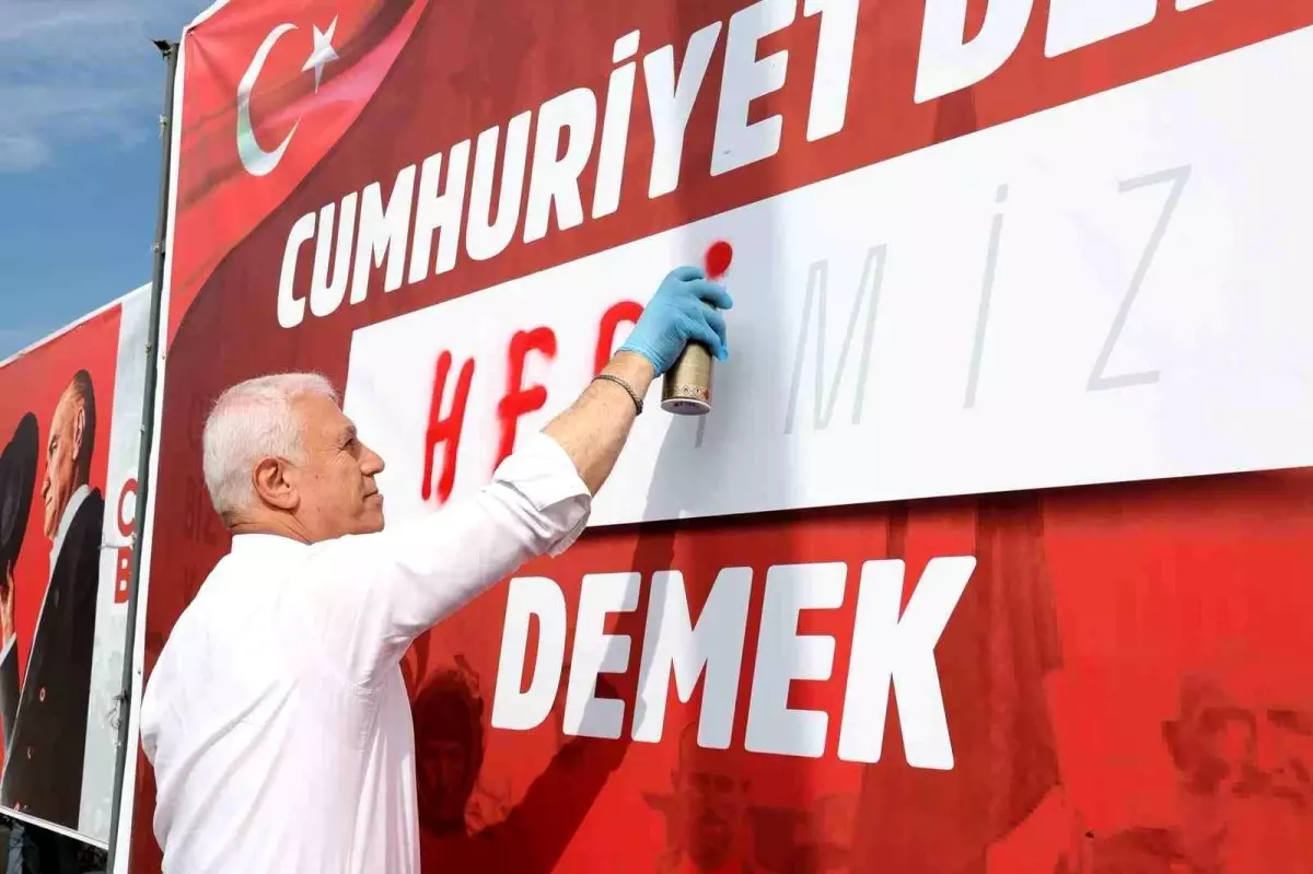 bursada cumhuriyet coskusu cumhuriyet demek kampanyasiyla yasaniyor uGhl1mgi.jpg