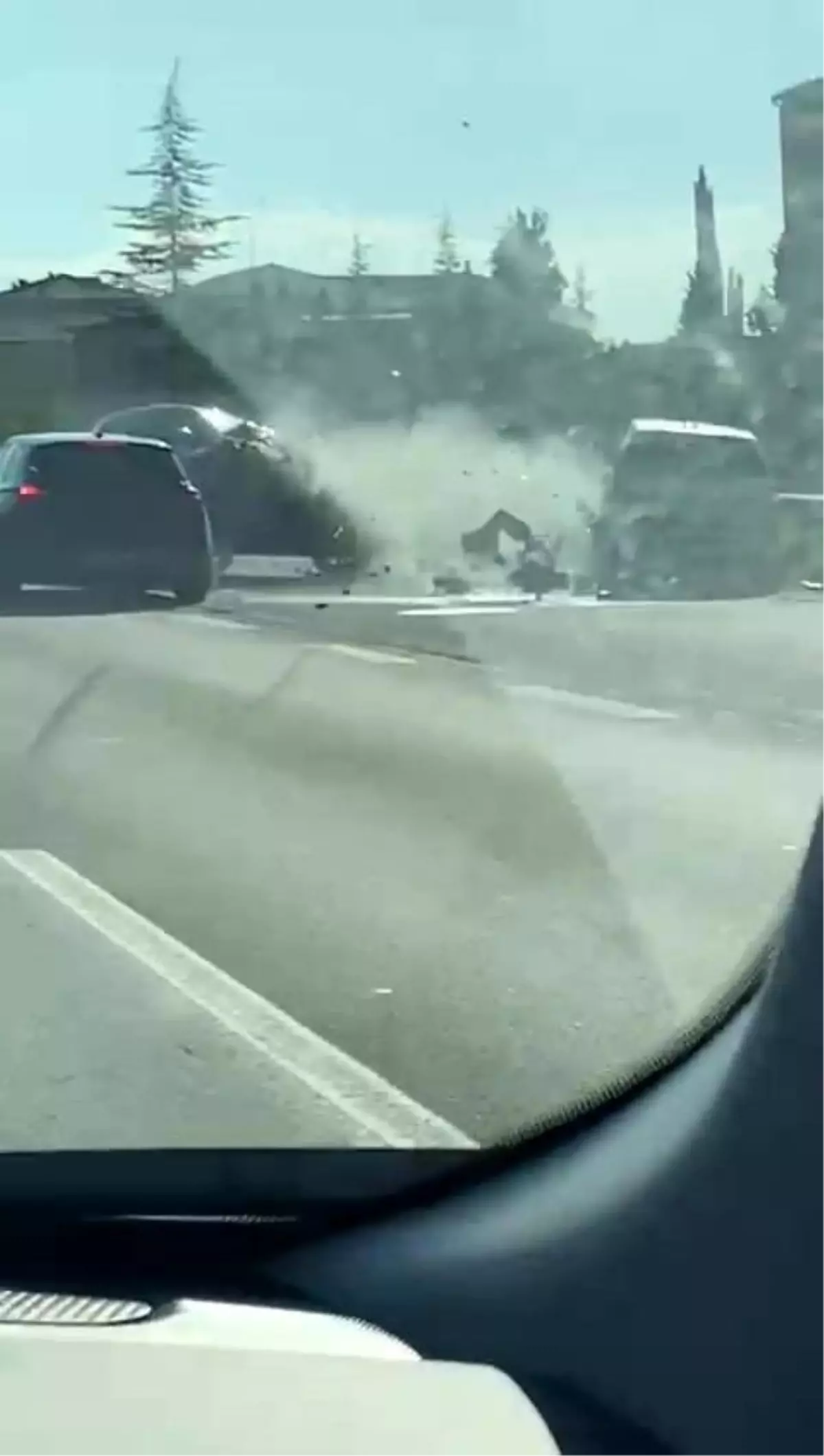 kocaeli tem otoyolunda tehlikeli surus kazasi SPhSR9lu