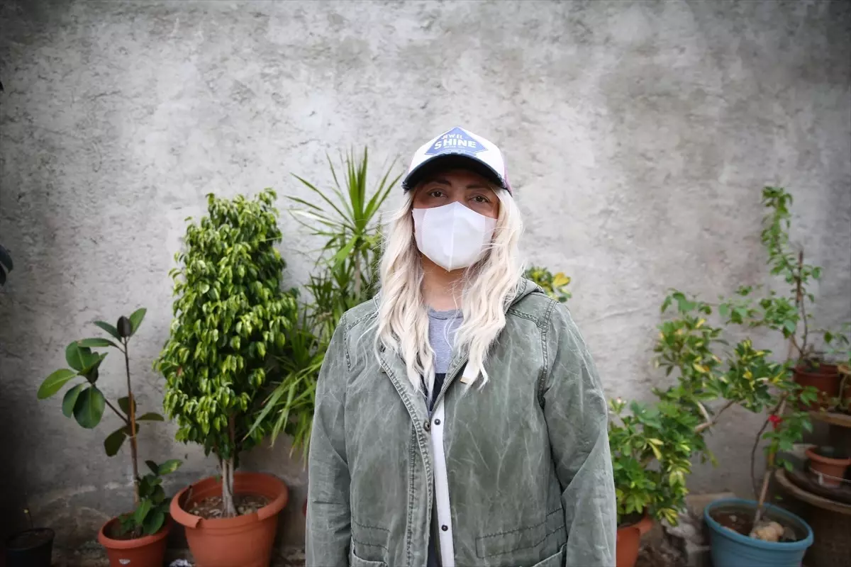 losemi teshisi alan sibel ozdemir uc tup kan bir hayat demek sH3zshyr.jpg