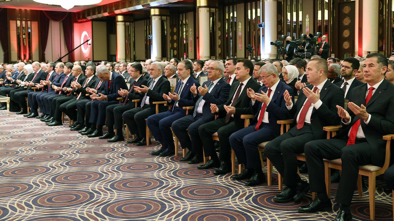 resepiyondan manidar mesajlar ItrikjO1.jpg