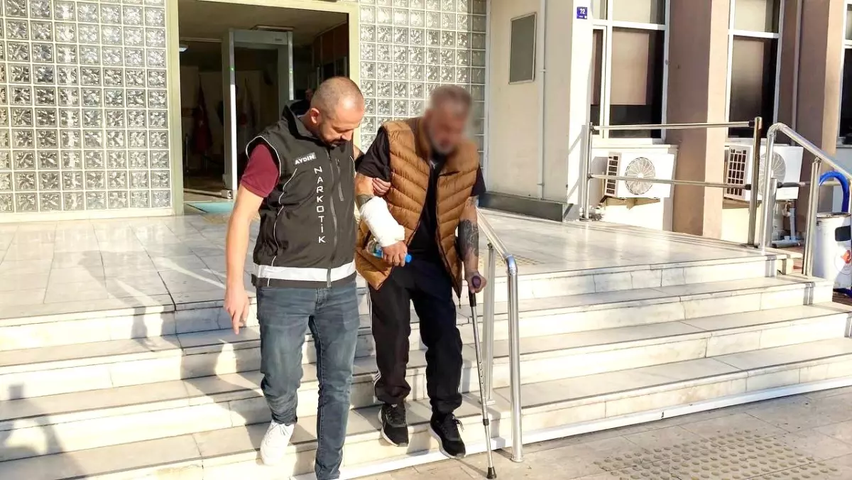 uyusturucu ticareti yaparken tutuklandilar hL6bUBkJ.jpg