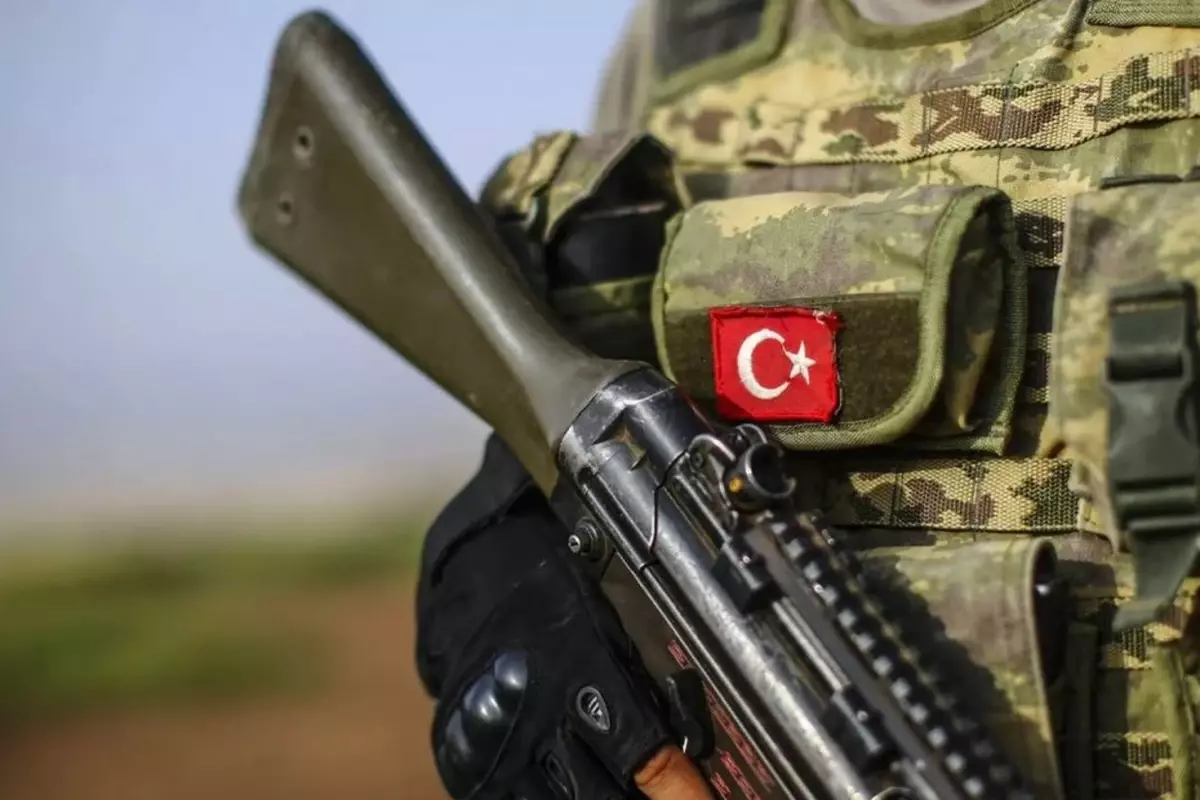 suriyeli askeri ogrenciler tskda mi gorev alacak tartisma yaratan iddiaya yanit geldi FL1KKng3.jpg